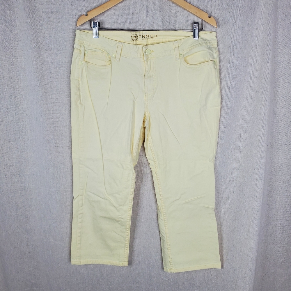 ♡ Thre3 Capri Jeans Size 12 Butter Yellow
